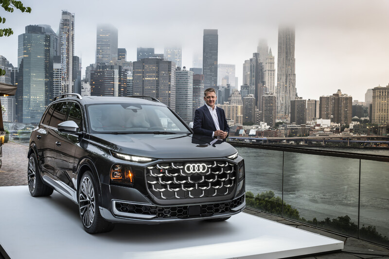 Nowy flagowy model w portfolio – Audi Q9 na nowo definiuje przestronność i komfort 