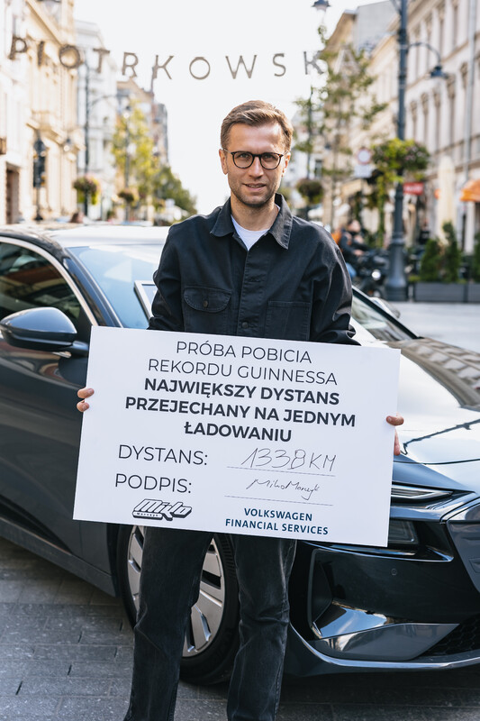 Miko Marczyk pobił rekord Guinnessa za kierownicą Audi A6 Sportback e-tron