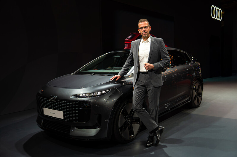 Audi A2 e-tron na targach motoryzacyjnych w Paryżu: efektywna elektromobilność dla Europy